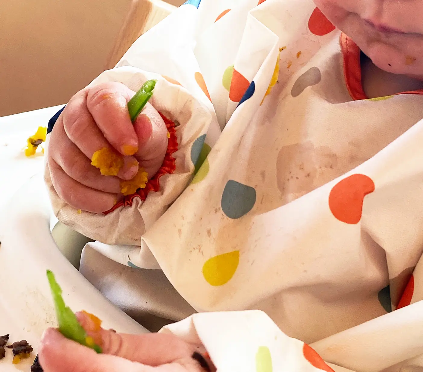 Cooked snow peas as finger food.